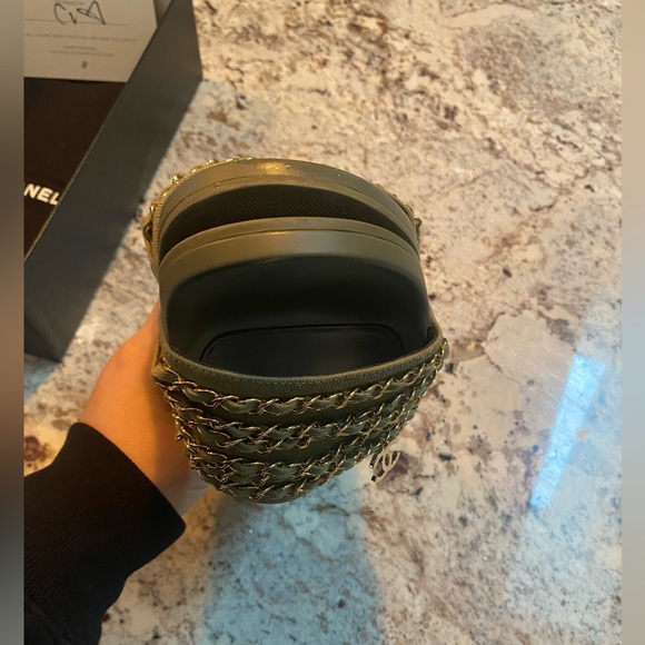 Chanel chain slides- Army Green sz 40 - Picture 4 of 9